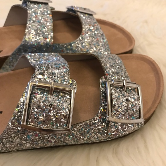 •RESTOCKED• Silver Glitter Double Buckle Sandals - Picture 3 of 8